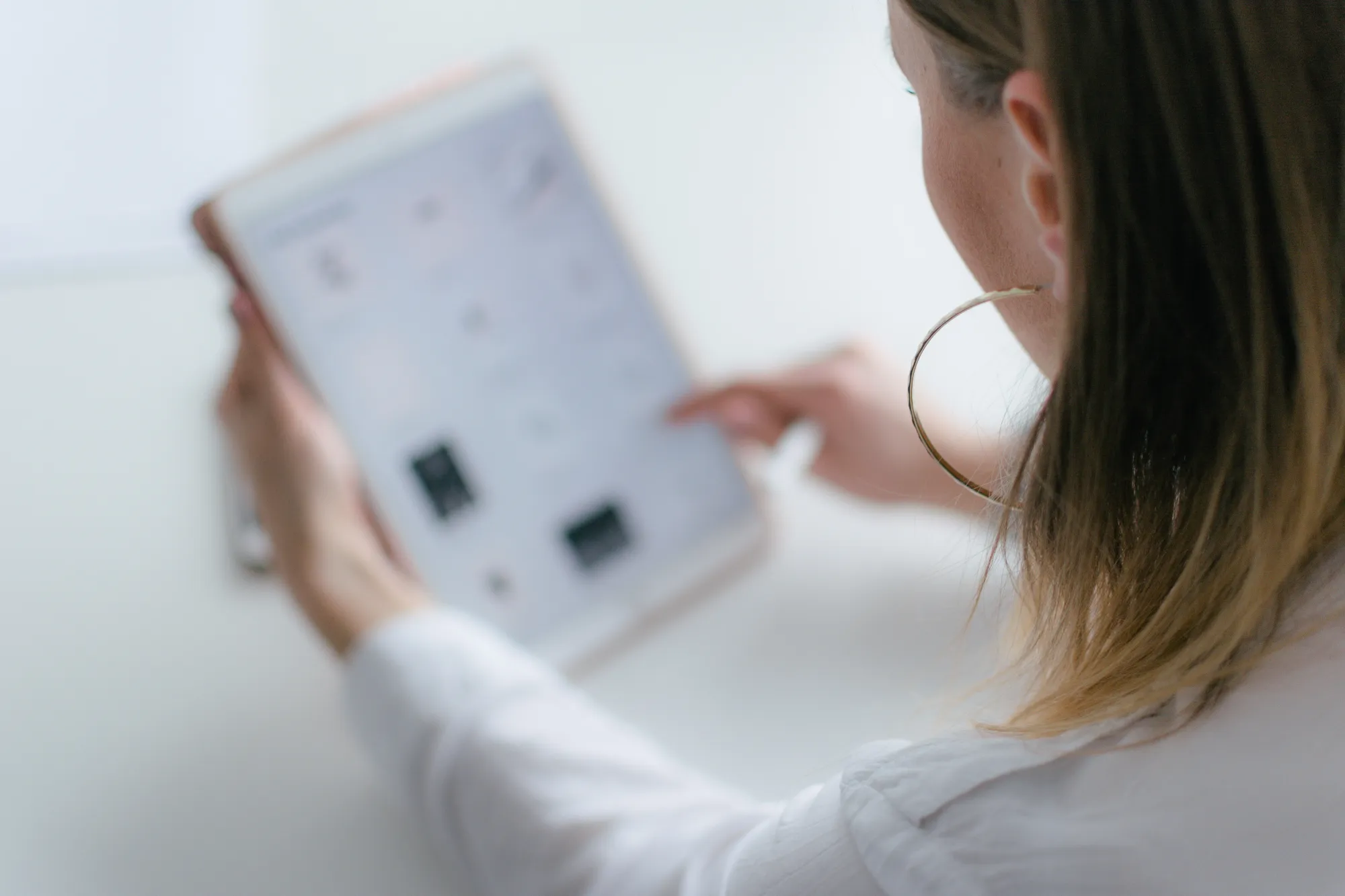 برمجة متجر إلكتروني متكامل وتخصيص تجربة العملاء